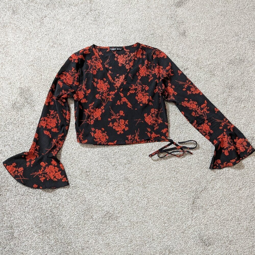 SHEIN Black & Red Floral Chiffon Long Sleeve Cropped Wrap Top; Size 2 (XS)